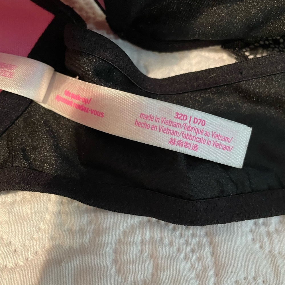 Pink by vs - Picture 2 of 2